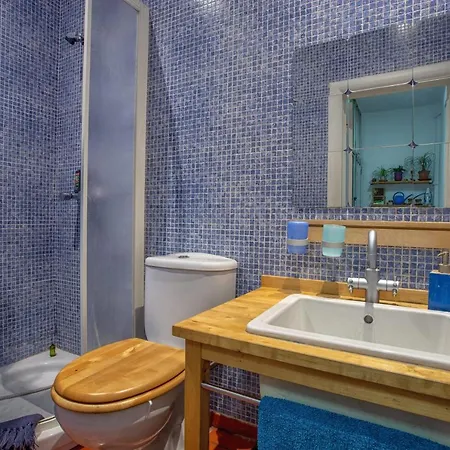 The Bleu Flat Apartment *